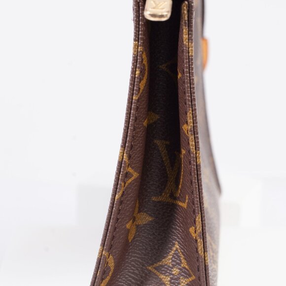 Authentic LOUIS VUITTON Monogram Canvas Toiletry 19 - Picture 6 of 12